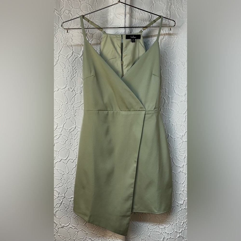 Lulu's Asymmetrical Sage Green Mini Dress (XS)‼️NWT‼️